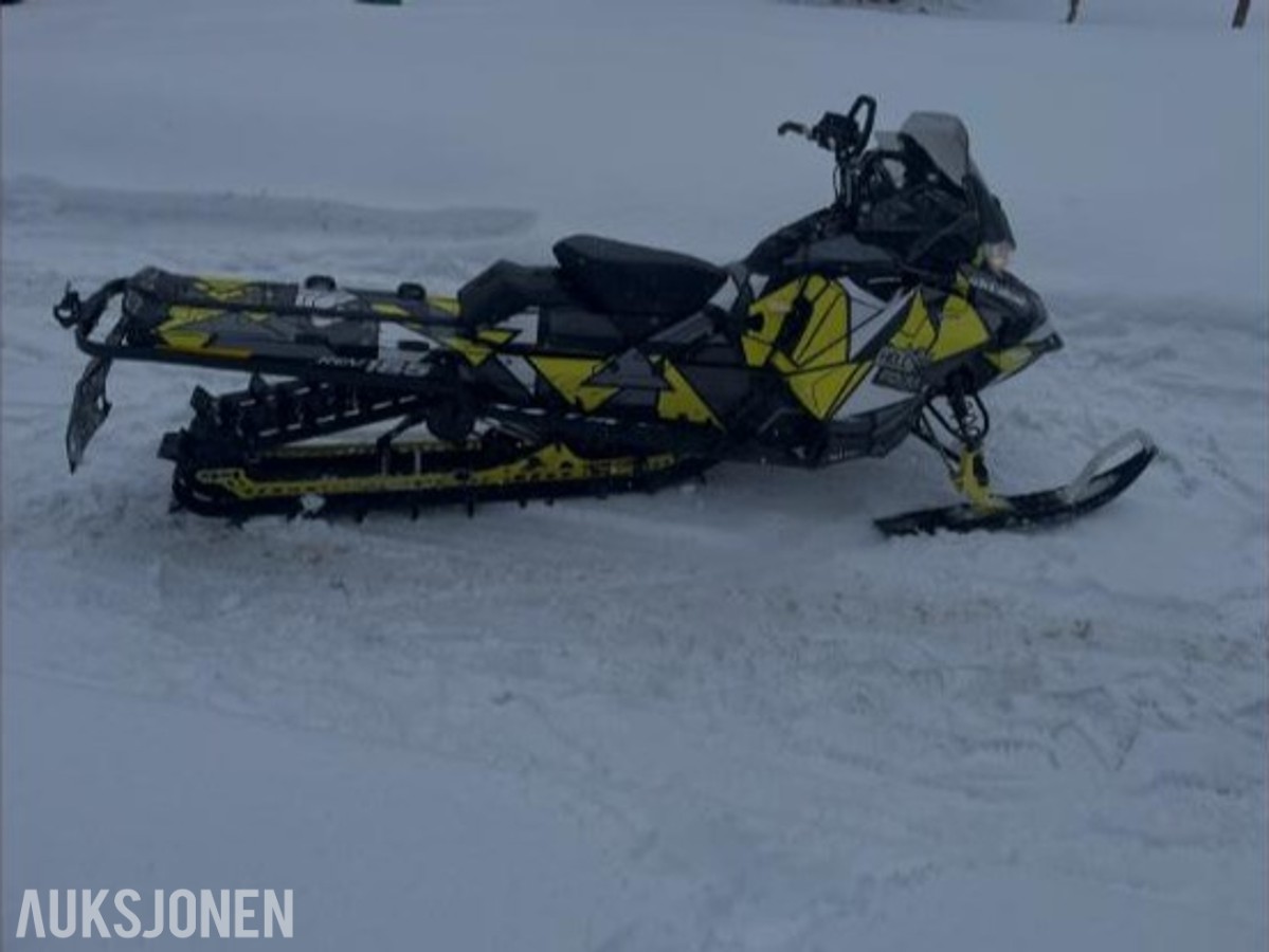 2017 Ski-doo Summit 850 E-Tec Snøscooter