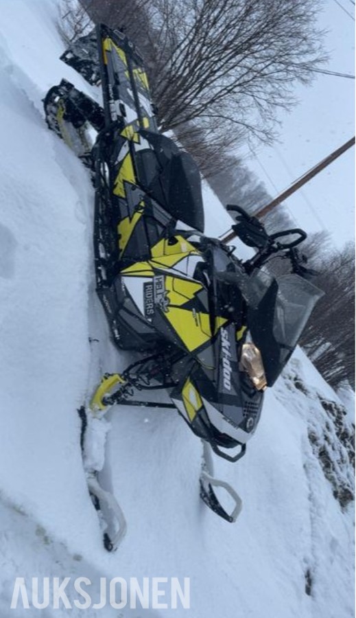 2017 Ski-doo Summit 850 E-Tec Snøscooter