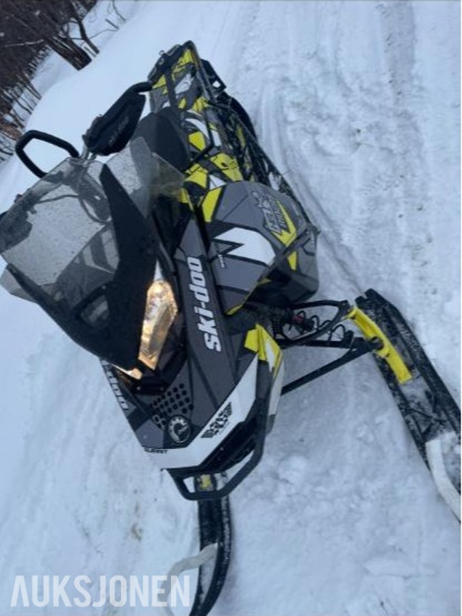 2017 Ski-doo Summit 850 E-Tec Snøscooter