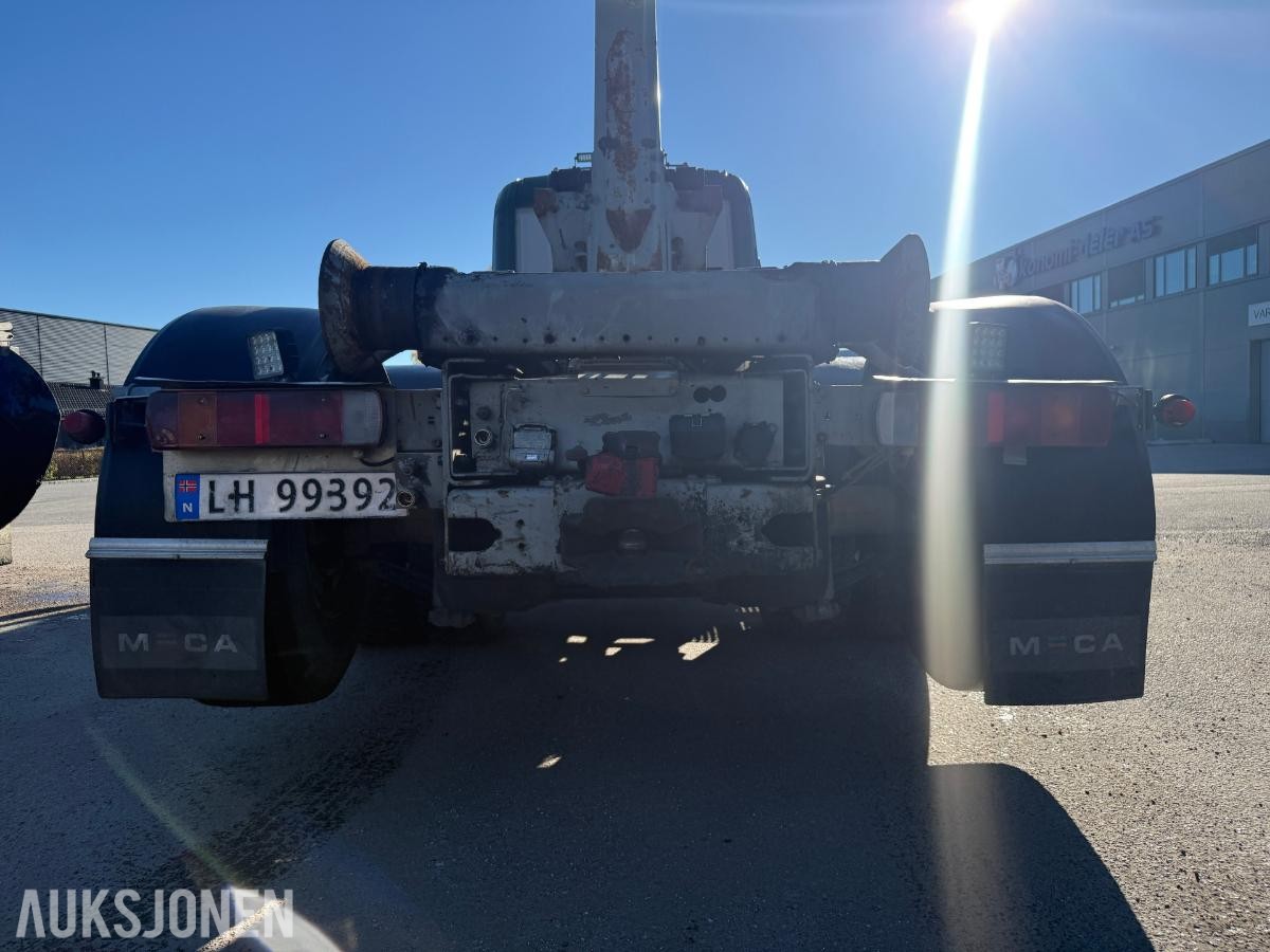 2002 Scania R 124G Krokbil