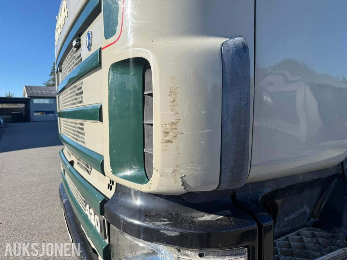 2002 Scania R 124G Krokbil