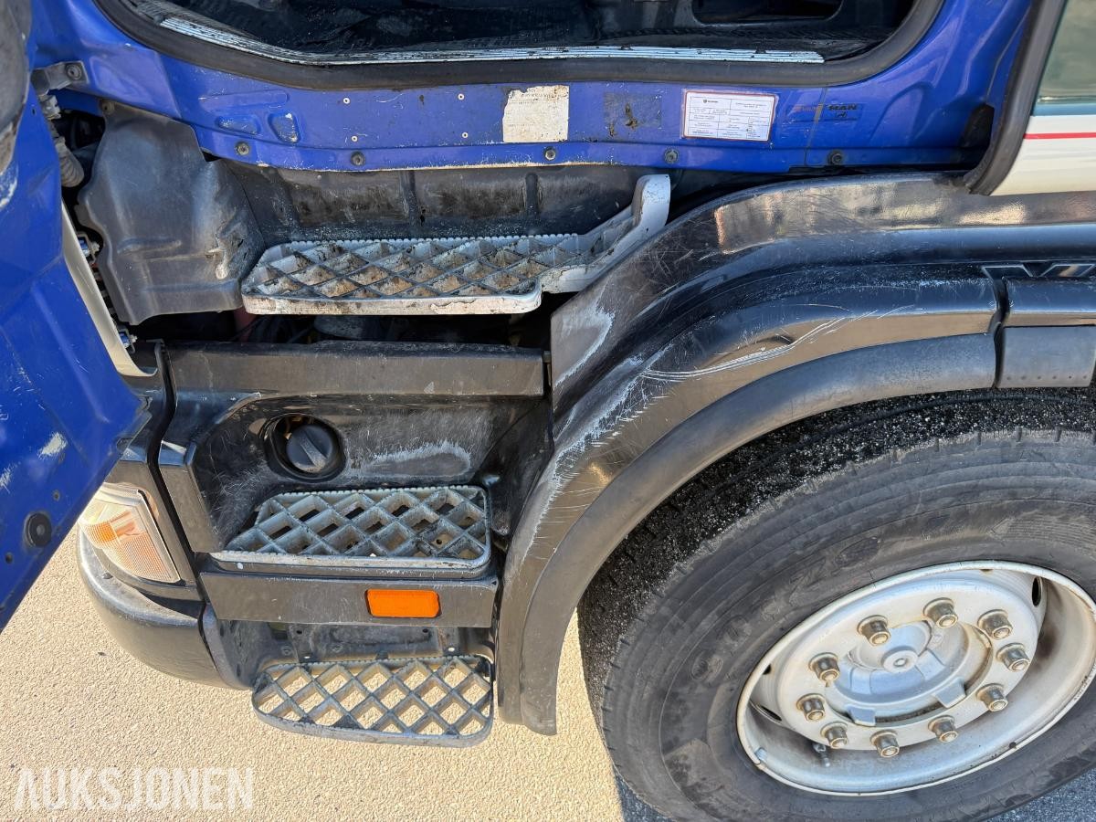 2002 Scania R 124G Krokbil