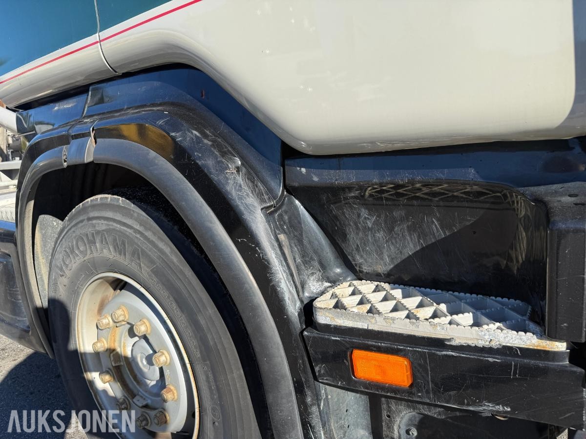 2002 Scania R 124G Krokbil