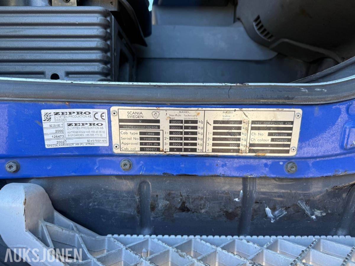 2002 Scania R 124G Krokbil