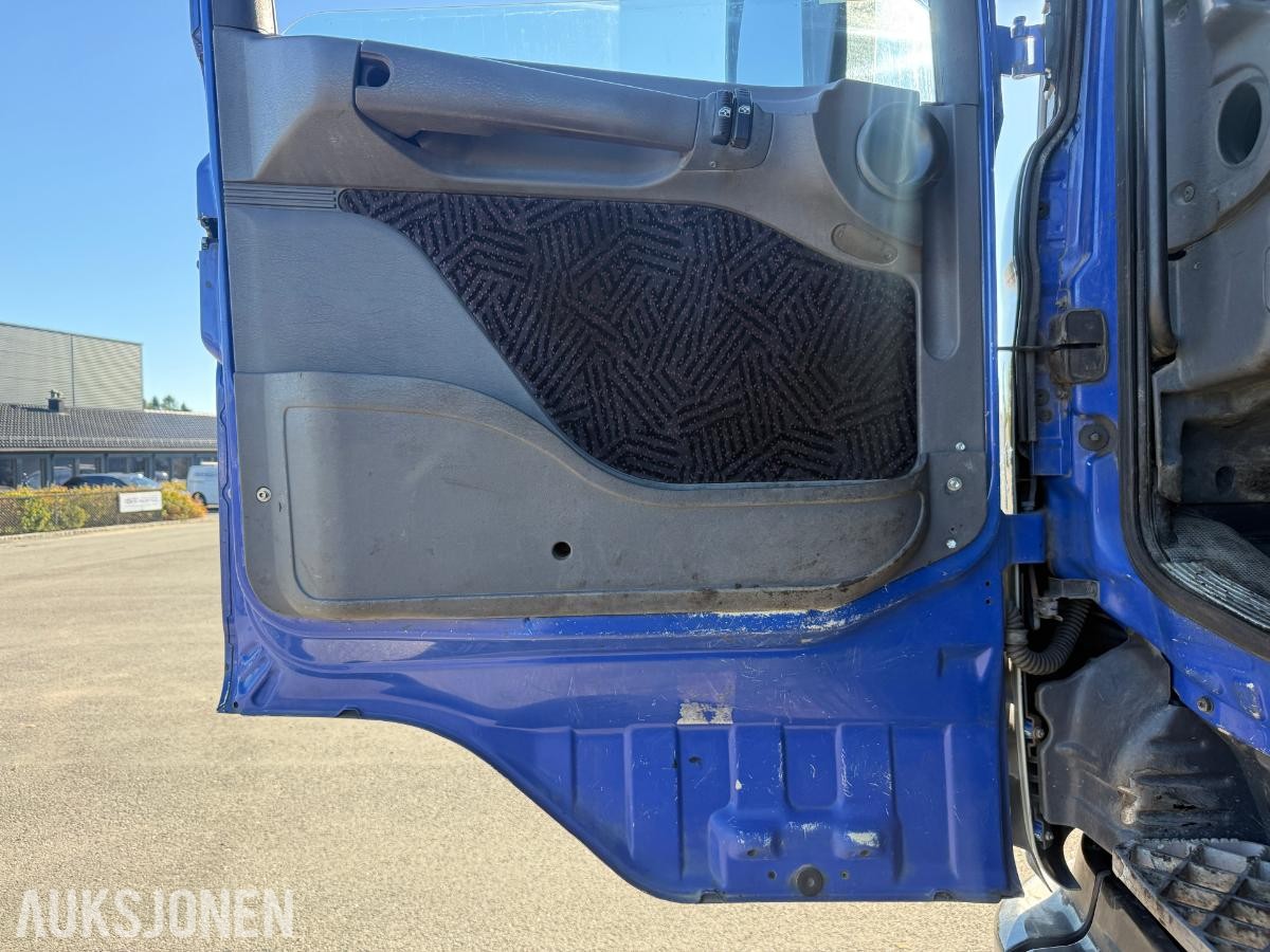 2002 Scania R 124G Krokbil