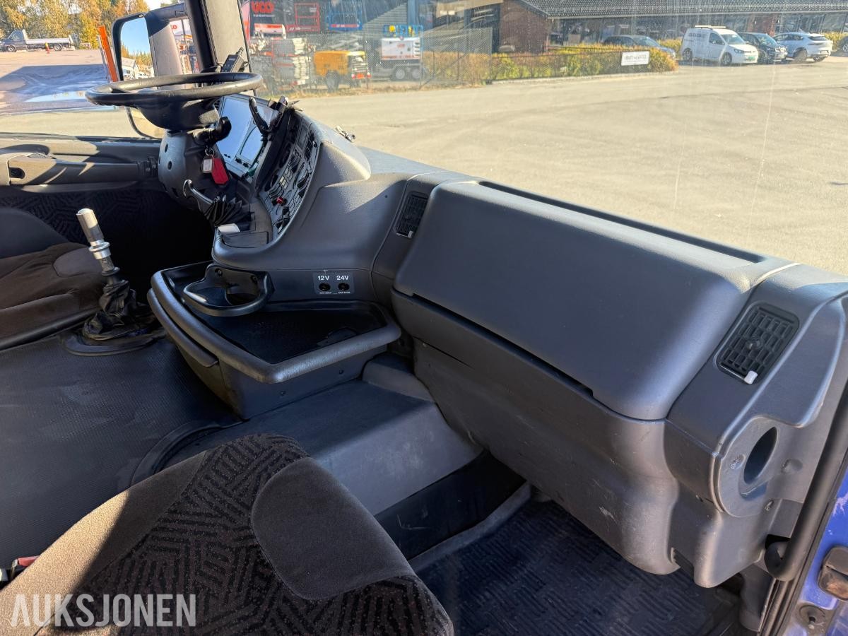 2002 Scania R 124G Krokbil