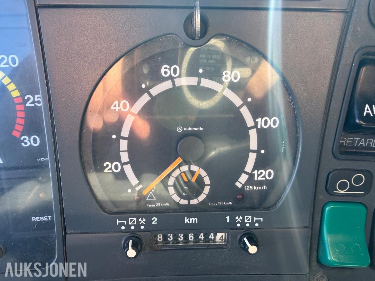 2002 Scania R 124G Krokbil