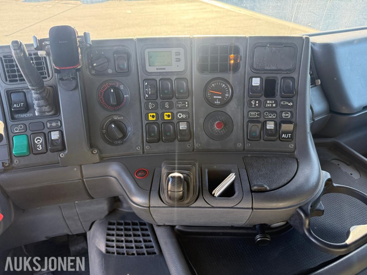 2002 Scania R 124G Krokbil