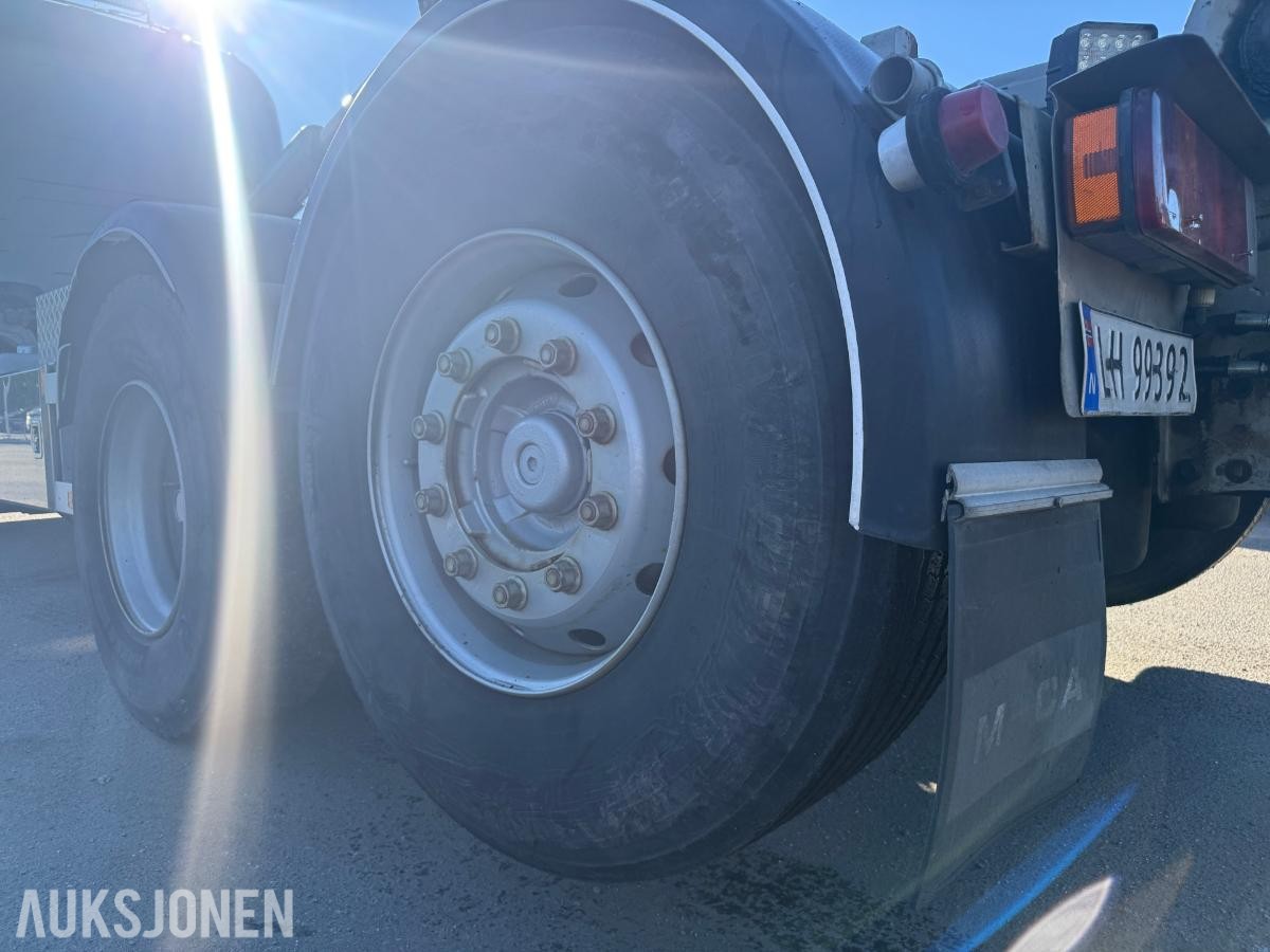 2002 Scania R 124G Krokbil