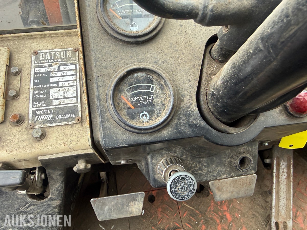 1983 Datsun YGF03A40 dieseltruck - løftekapasitet 4 000 kg