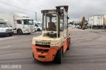 1983 Datsun YGF03A40 dieseltruck - løftekapasitet 4 000 kg