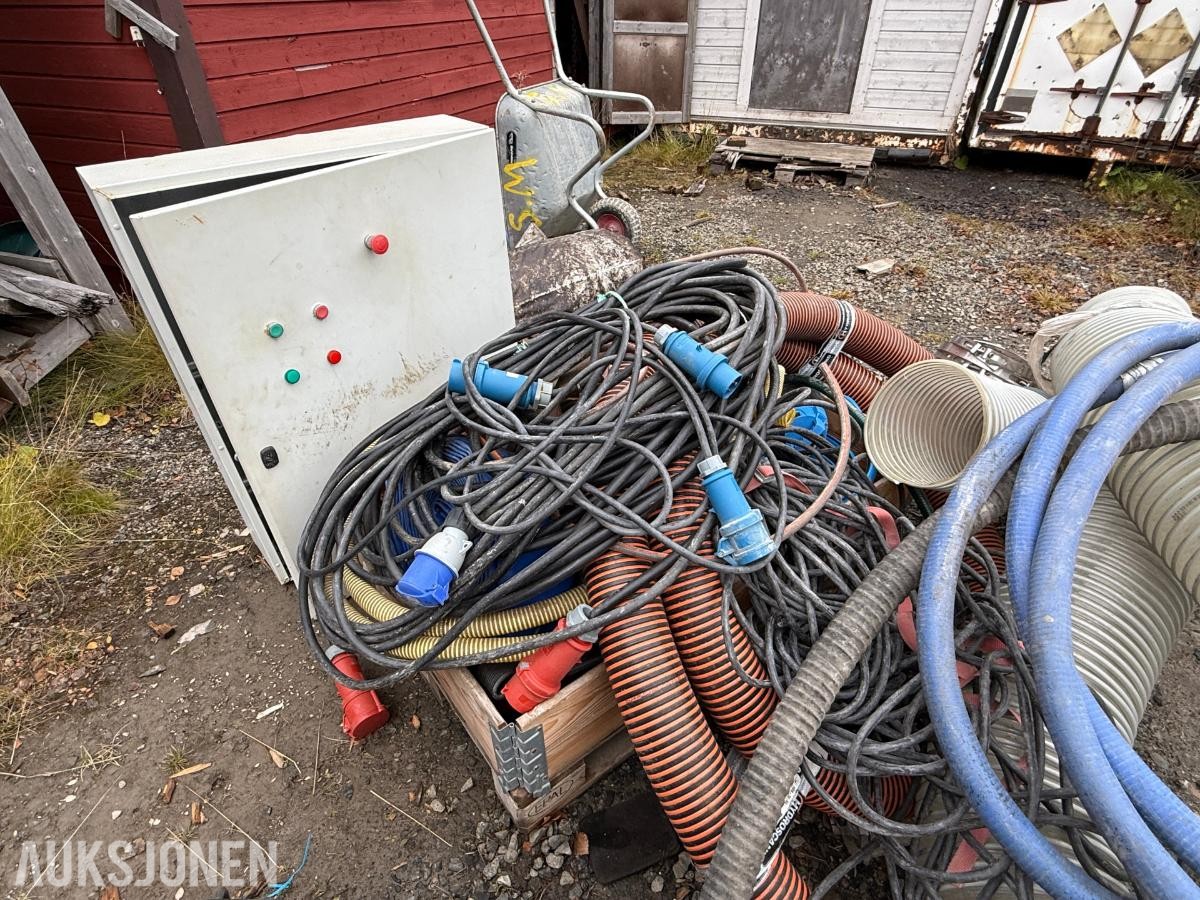 Pakke med LHE170 Sveiseapparat, aggregat, palle med strømkabler og strømskap