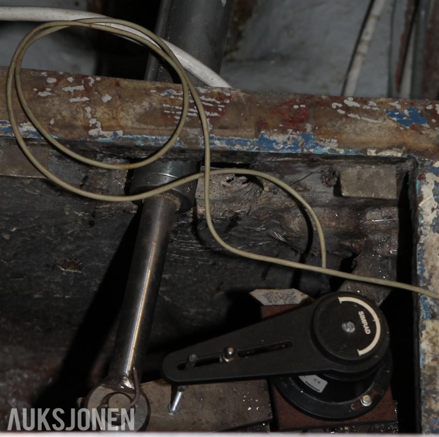  8,5 meter servicebåt/arbeidsbåt/fiskebåt/fritidsbåt, ukjent årsmodell - Oppussingsprosjek