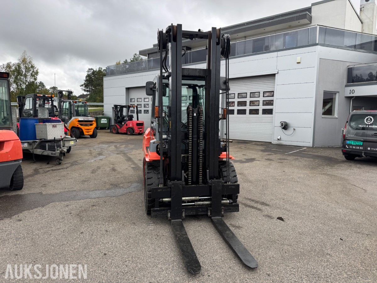 Toyota 02-7FD45 motvektstruck, spreder, sideskift, friløft