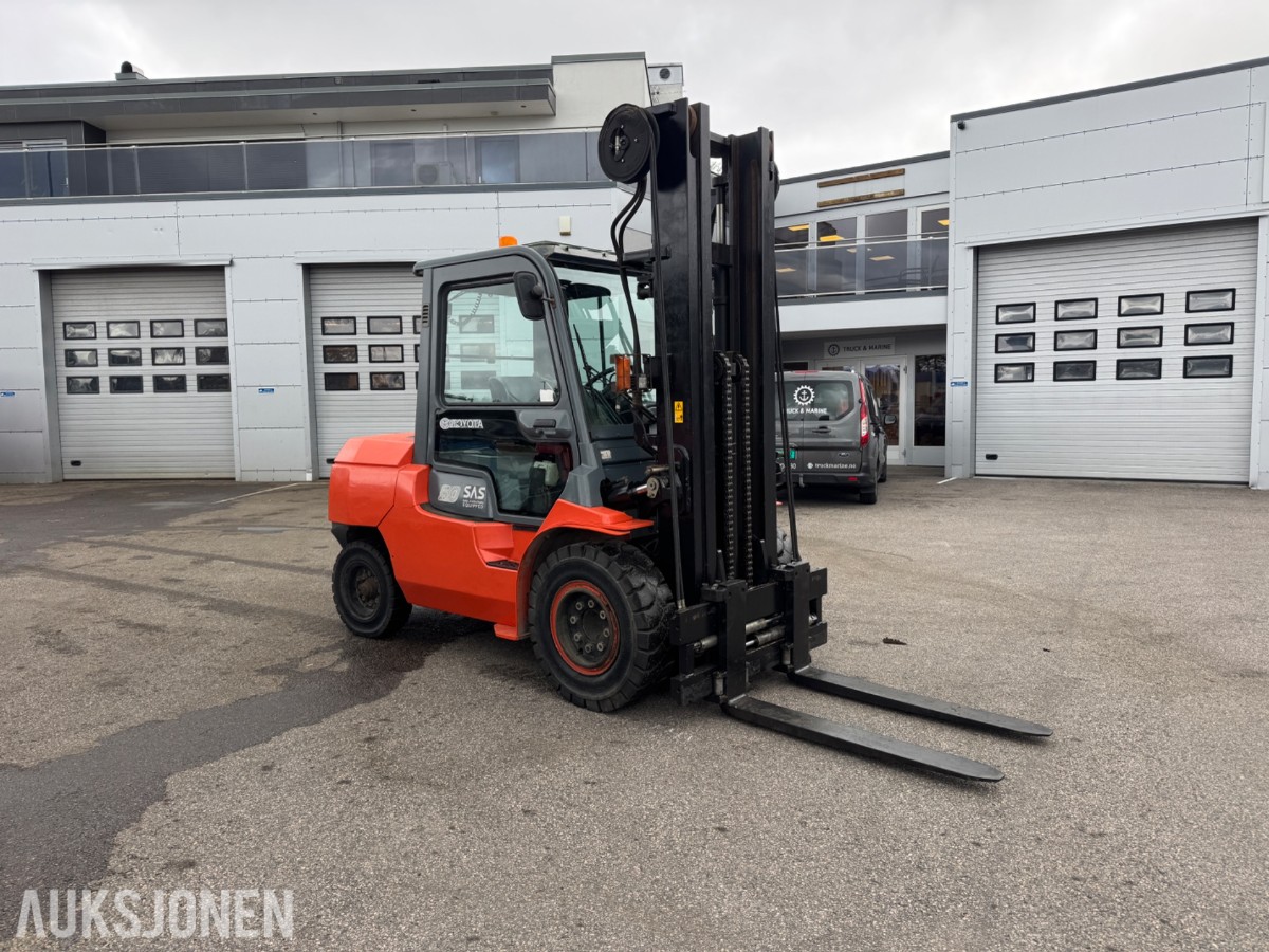 Toyota 02-7FD45 motvektstruck, spreder, sideskift, friløft