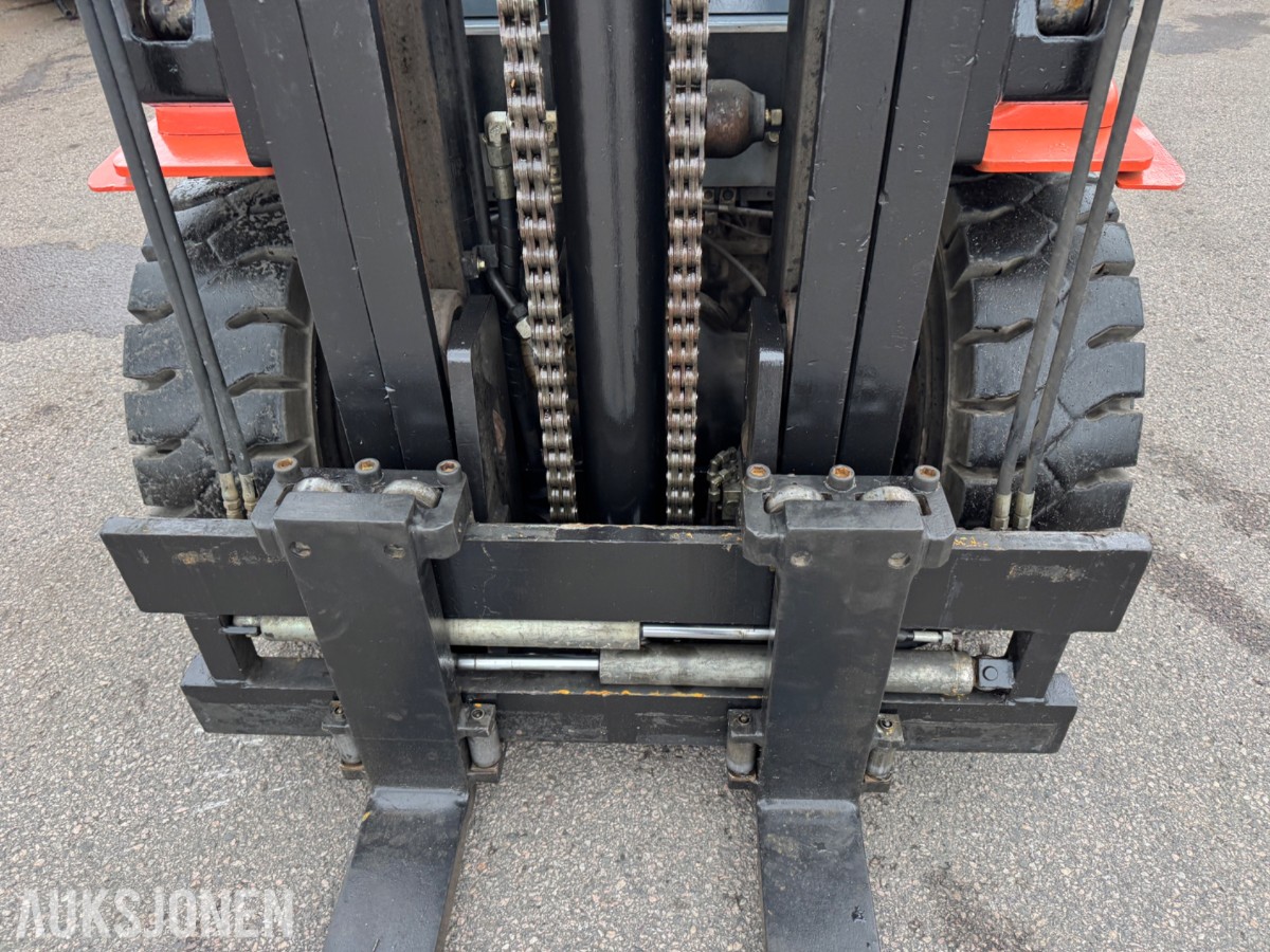 Toyota 02-7FD45 motvektstruck, spreder, sideskift, friløft