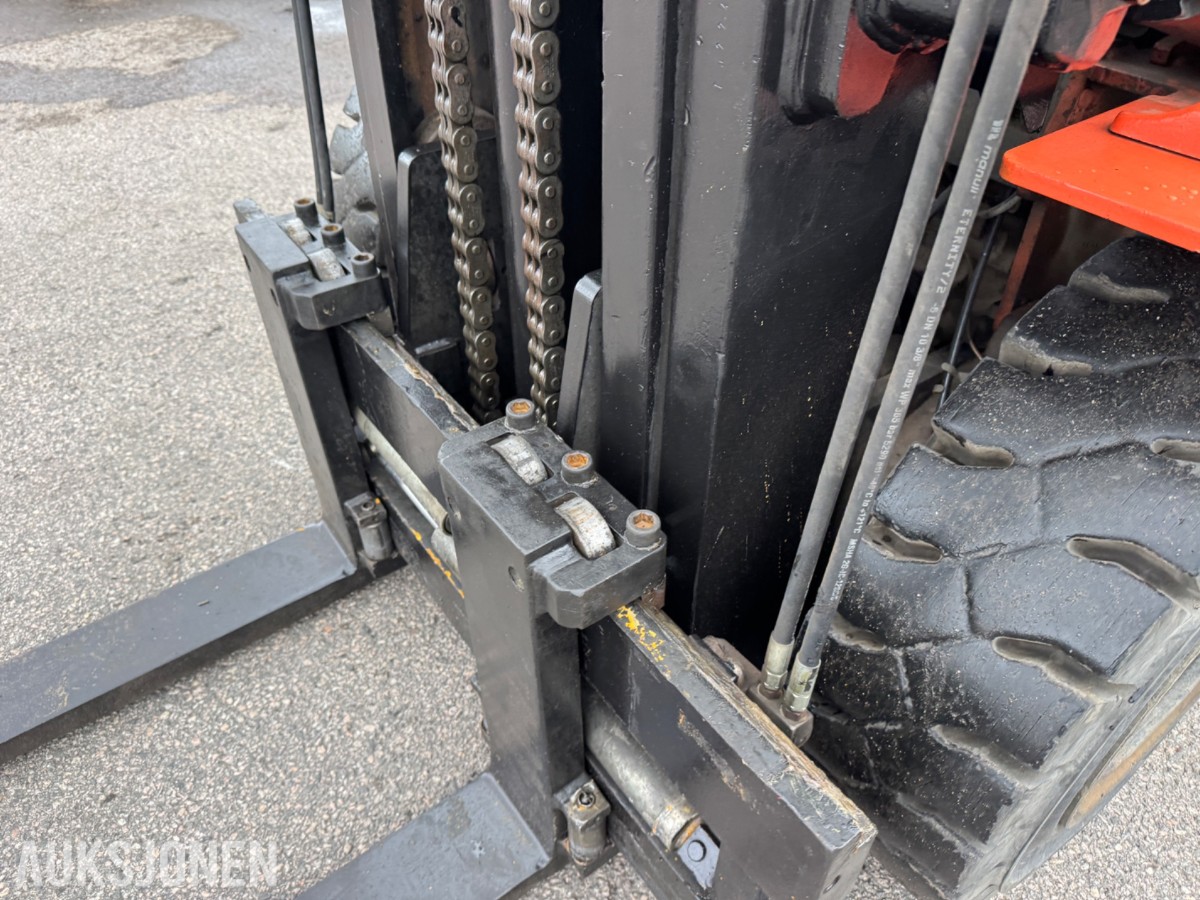 Toyota 02-7FD45 motvektstruck, spreder, sideskift, friløft