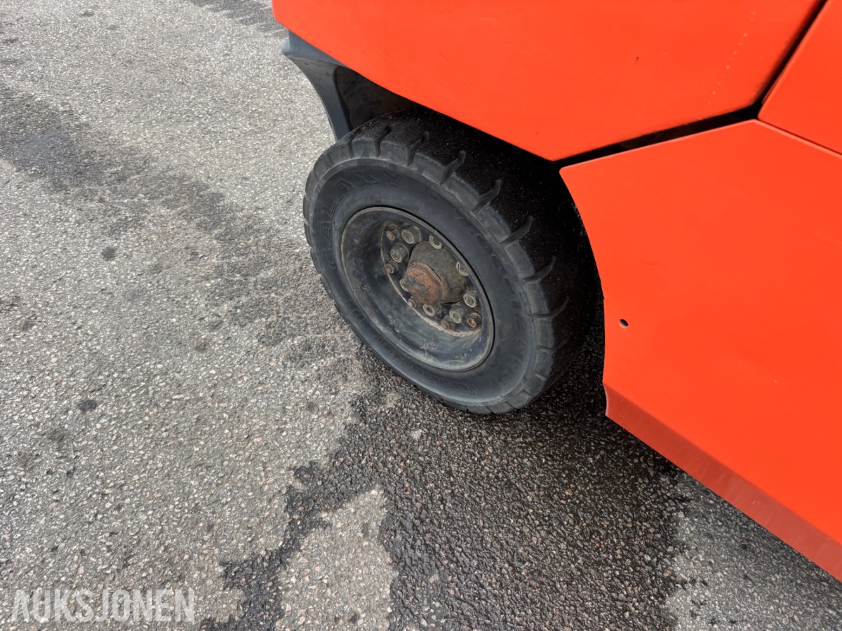 Toyota 02-7FD45 motvektstruck, spreder, sideskift, friløft