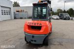 Toyota 02-7FD45 motvektstruck, spreder, sideskift, friløft