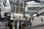2006 Valtra T190 Traktor, frontlaster, 250 hk, brøyteplate og kjettinger