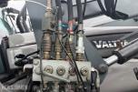 2006 Valtra T190 Traktor, frontlaster, 250 hk, brøyteplate og kjettinger