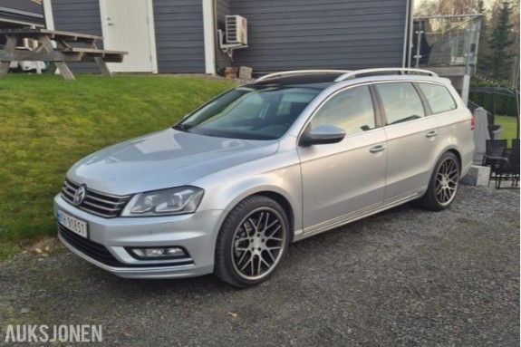 2013 Volkswagen Passat 2.0 140hk R-LINE ny storservice eu ok 04.2027