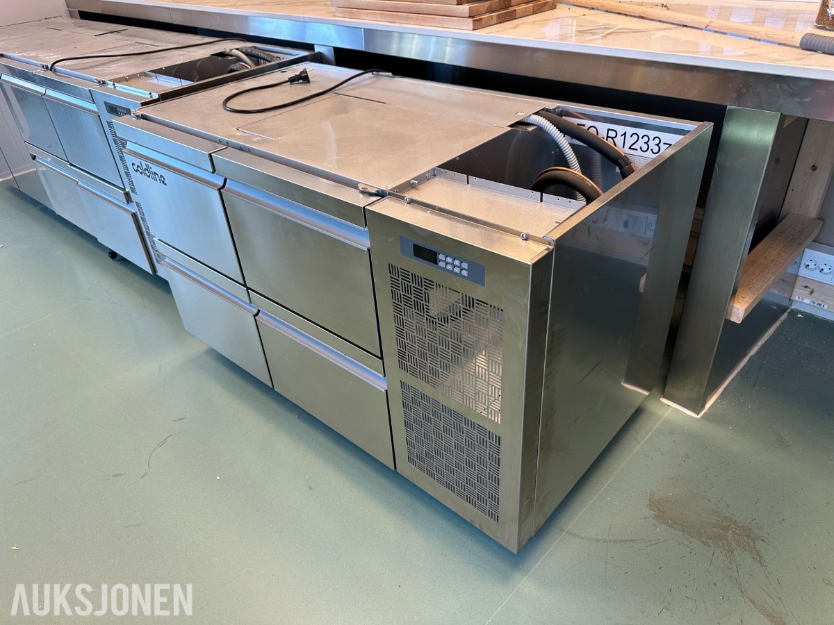 2025 Coldline TS13/4ME-710 kjølebenk | 4 skuffer | Rustfritt stål