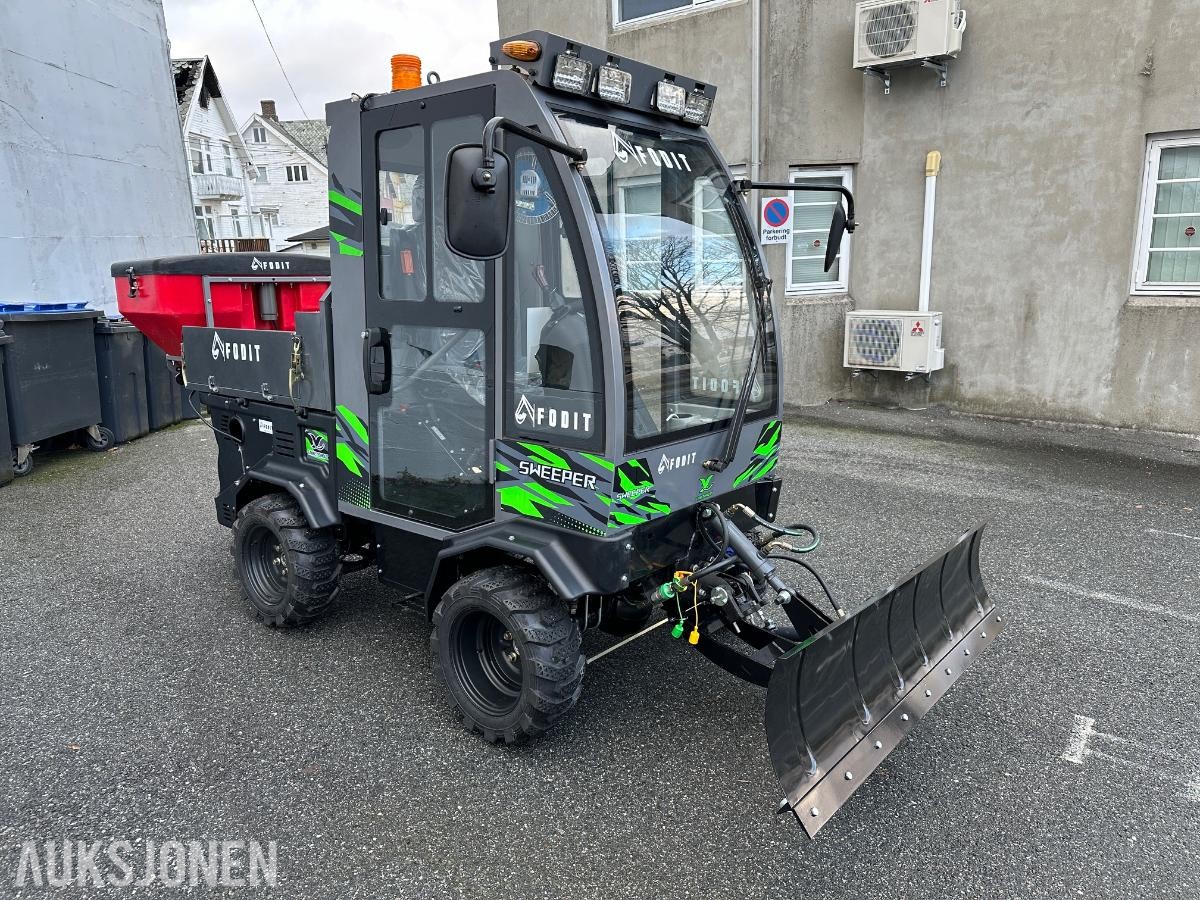 2025 FODIT REDSKAPSBÆRER FT-130 FOR SOMMER-VINTERBRUK - DEMOMASKIN