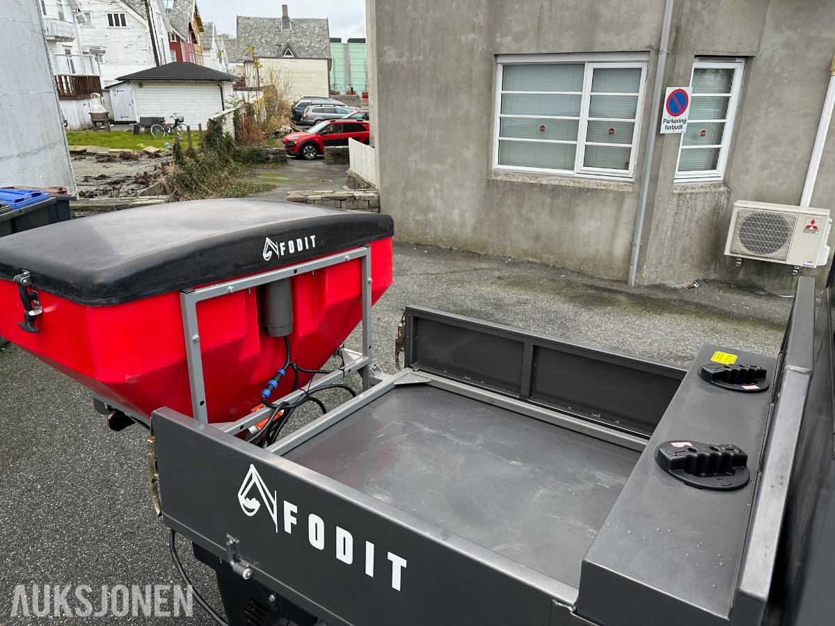 2025 FODIT REDSKAPSBÆRER FT-130 FOR SOMMER-VINTERBRUK - DEMOMASKIN