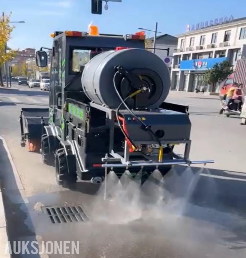 2025 FODIT REDSKAPSBÆRER FT-130 FOR SOMMER-VINTERBRUK - DEMOMASKIN