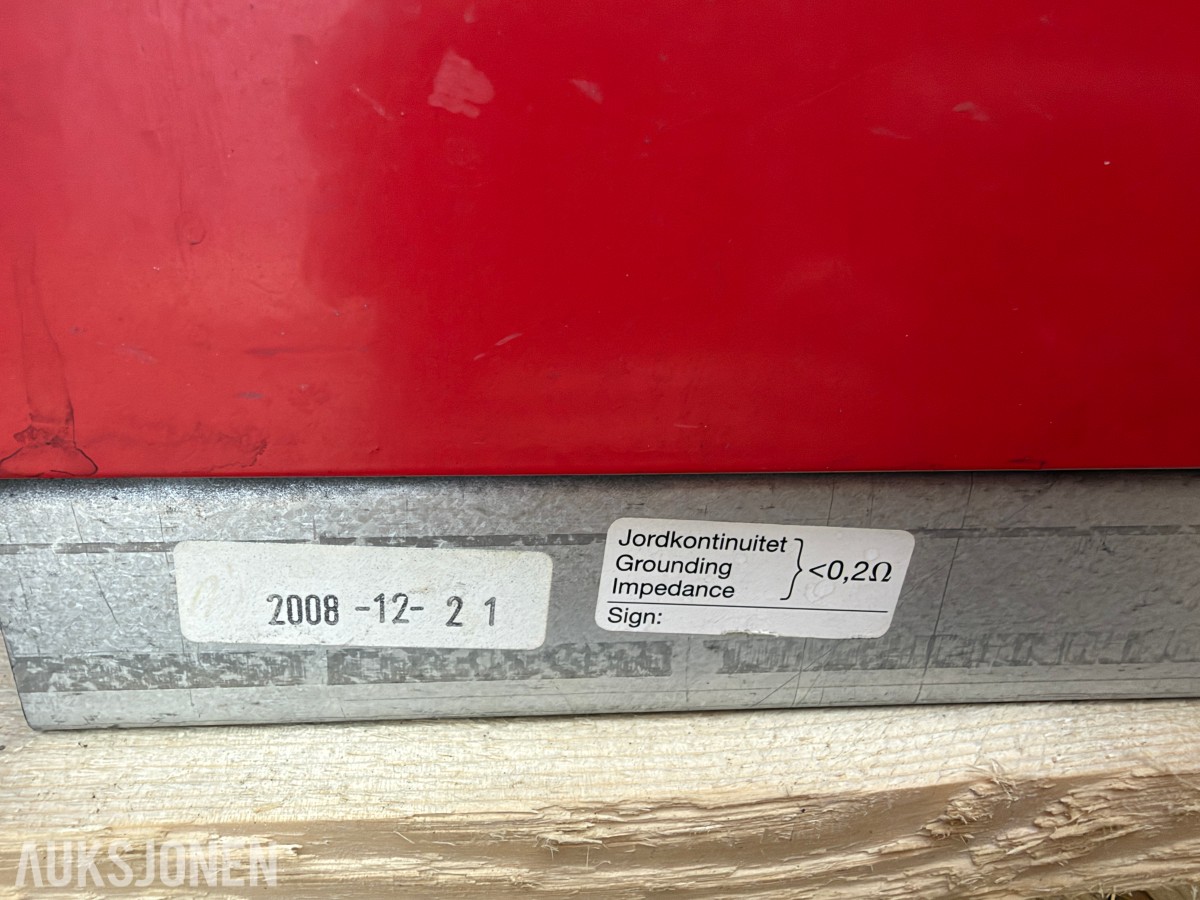 Hawker EnerSys TE 48V 80A og Micropower STC 24/40 batteriladere