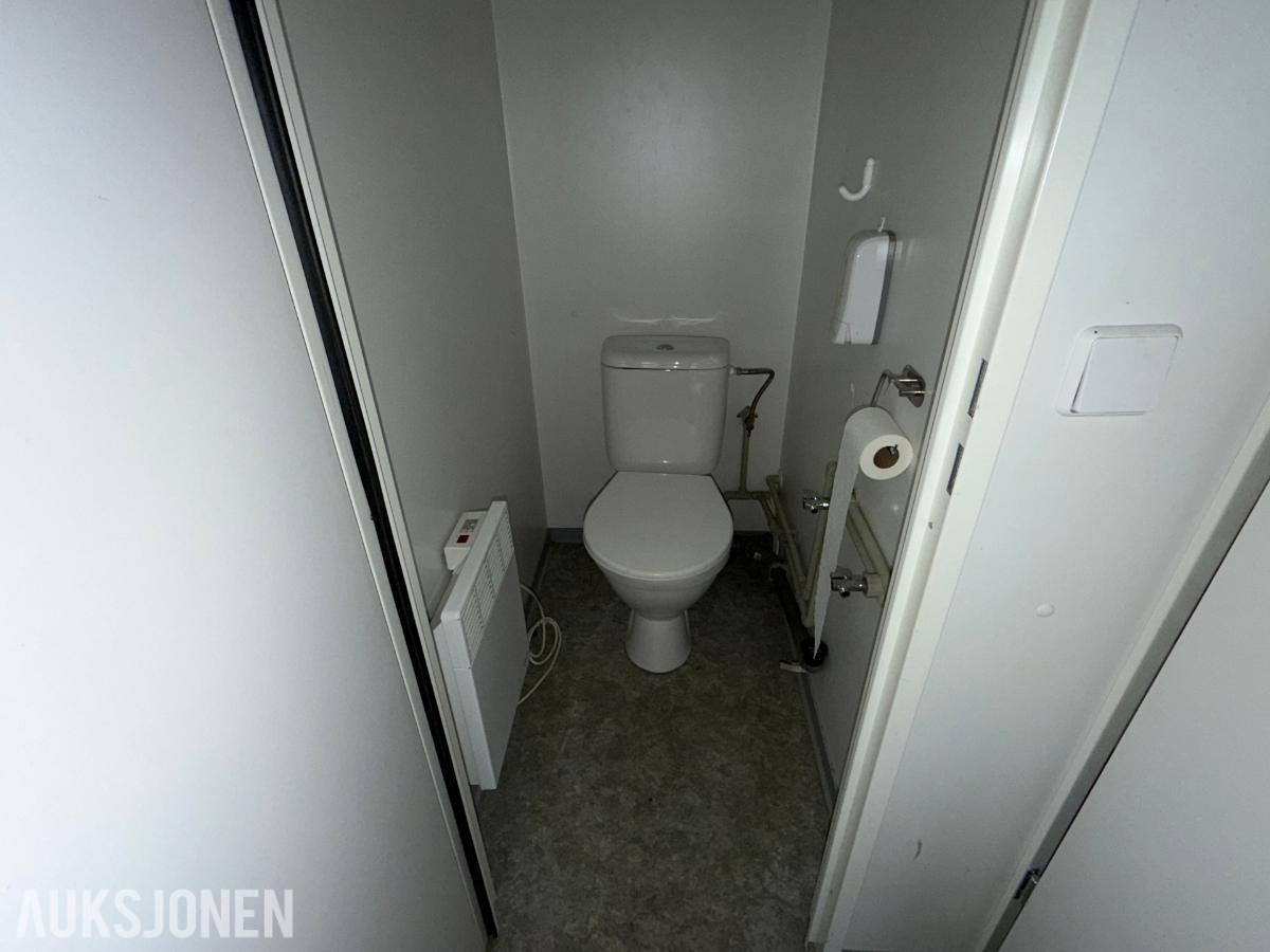 Garderobebrakke - Skiftebrakke med toalett, dusj ++