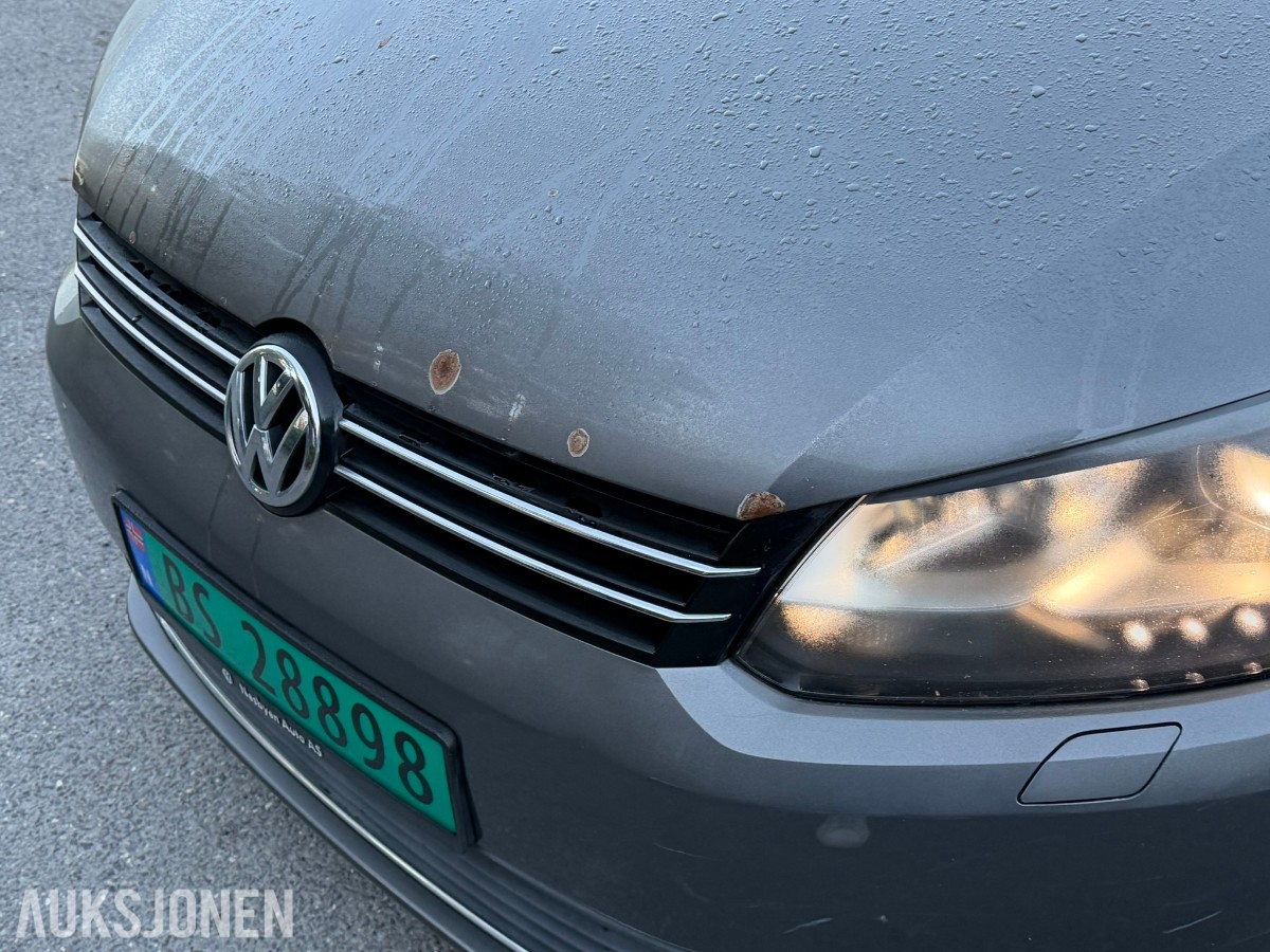 2011 Volkswagen Touran 170 HK AUT CRUISE HENGERFESTE VARMER NAVI 