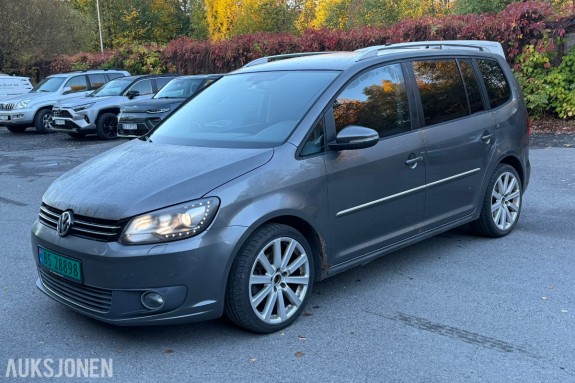 2011 Volkswagen Touran 170 HK AUT CRUISE HENGERFESTE VARMER NAVI 