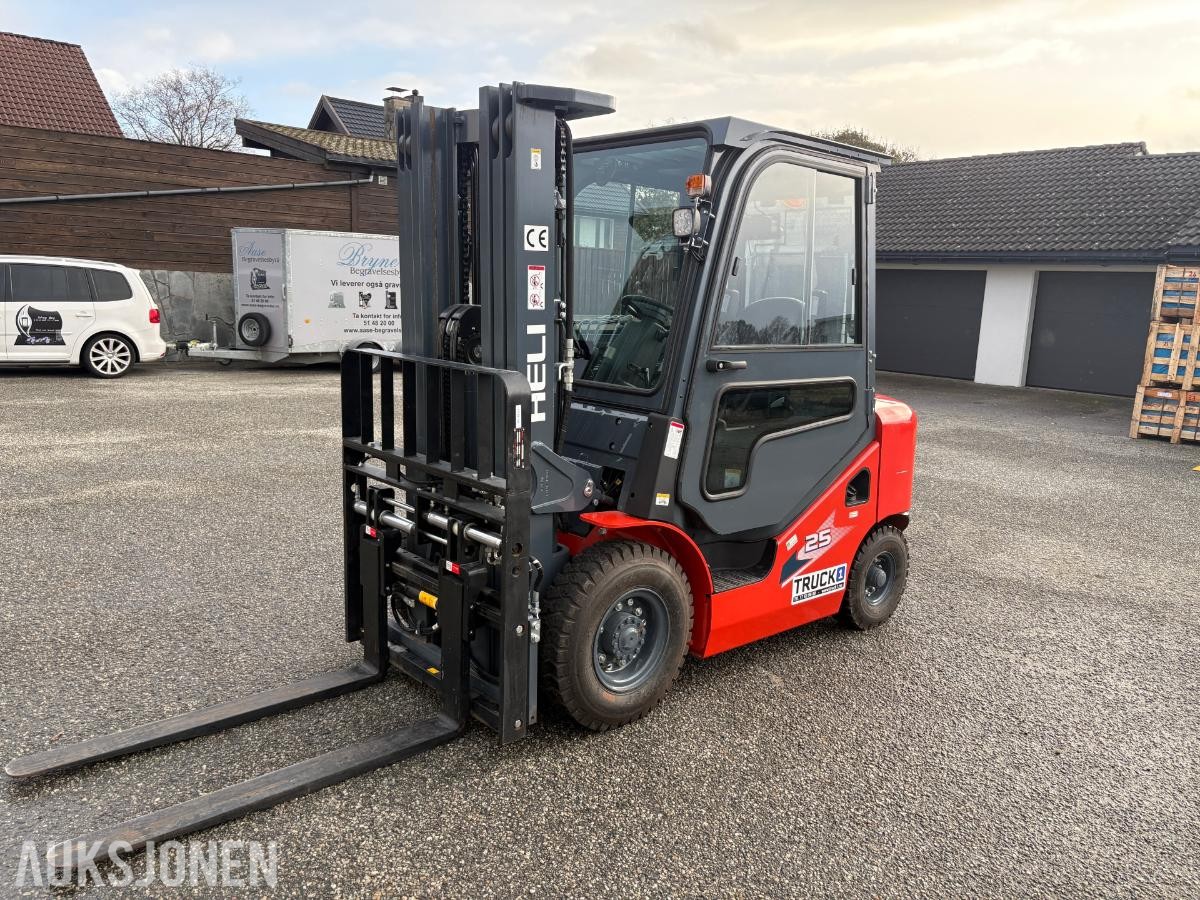 2022 Heli CPCD25 Motvektstruck diesel 44timer