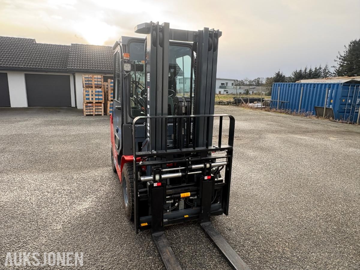 2022 Heli CPCD25 Motvektstruck diesel 44timer