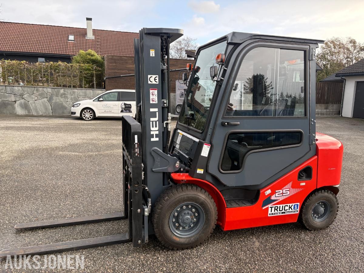 2022 Heli CPCD25 Motvektstruck diesel 44timer