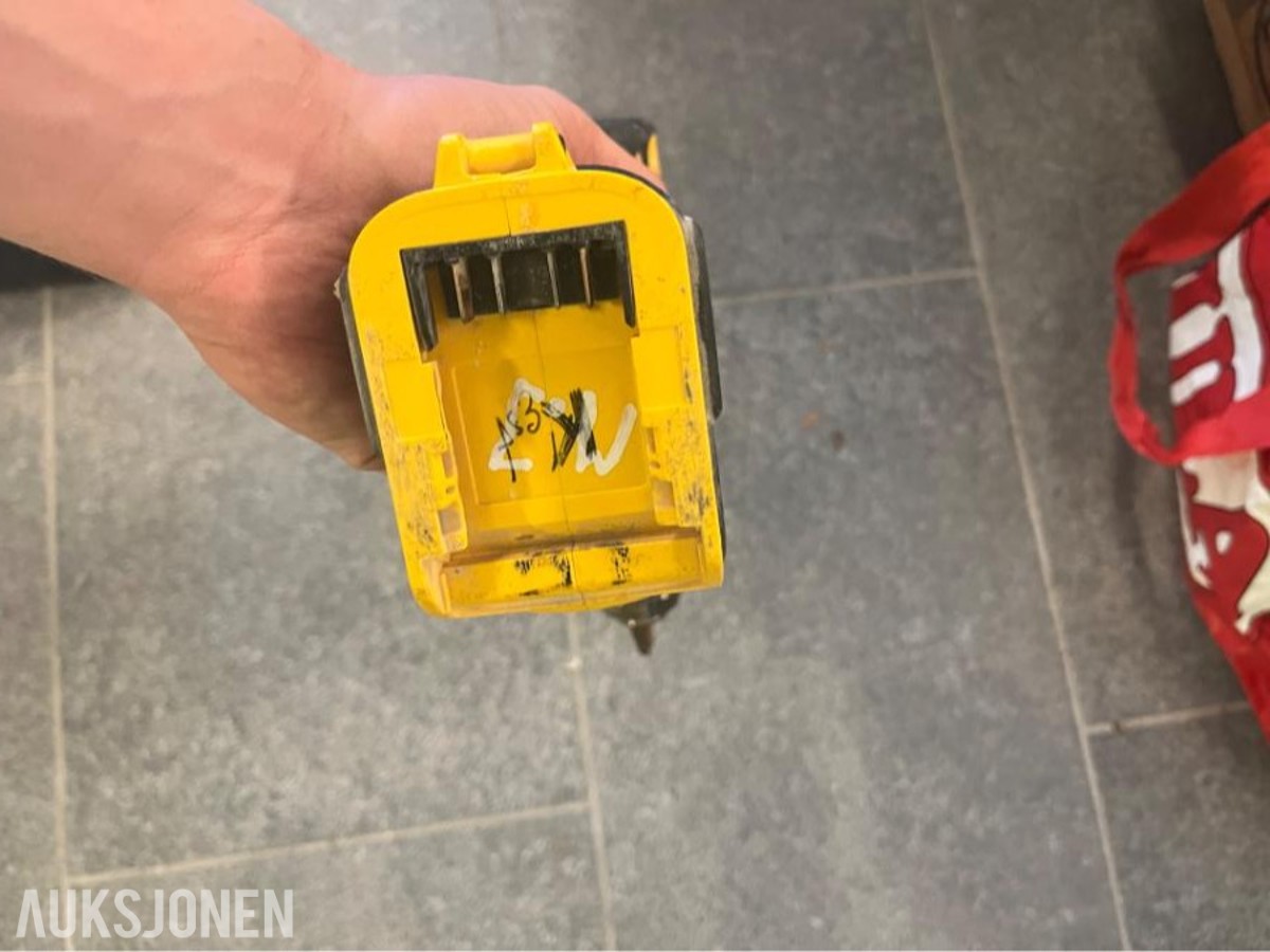 Div verktøy selges - Paslode - Dewalt