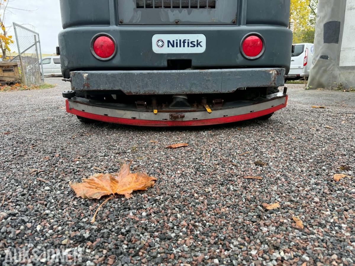2012 Nilfisk SC8000 1300ER