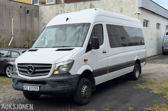 2016 Mercedes-Benz Sprinter 516 CDI 4x4 minibuss/rullestolbil, automat, 17 seter registrert, Dhollandia-løfter