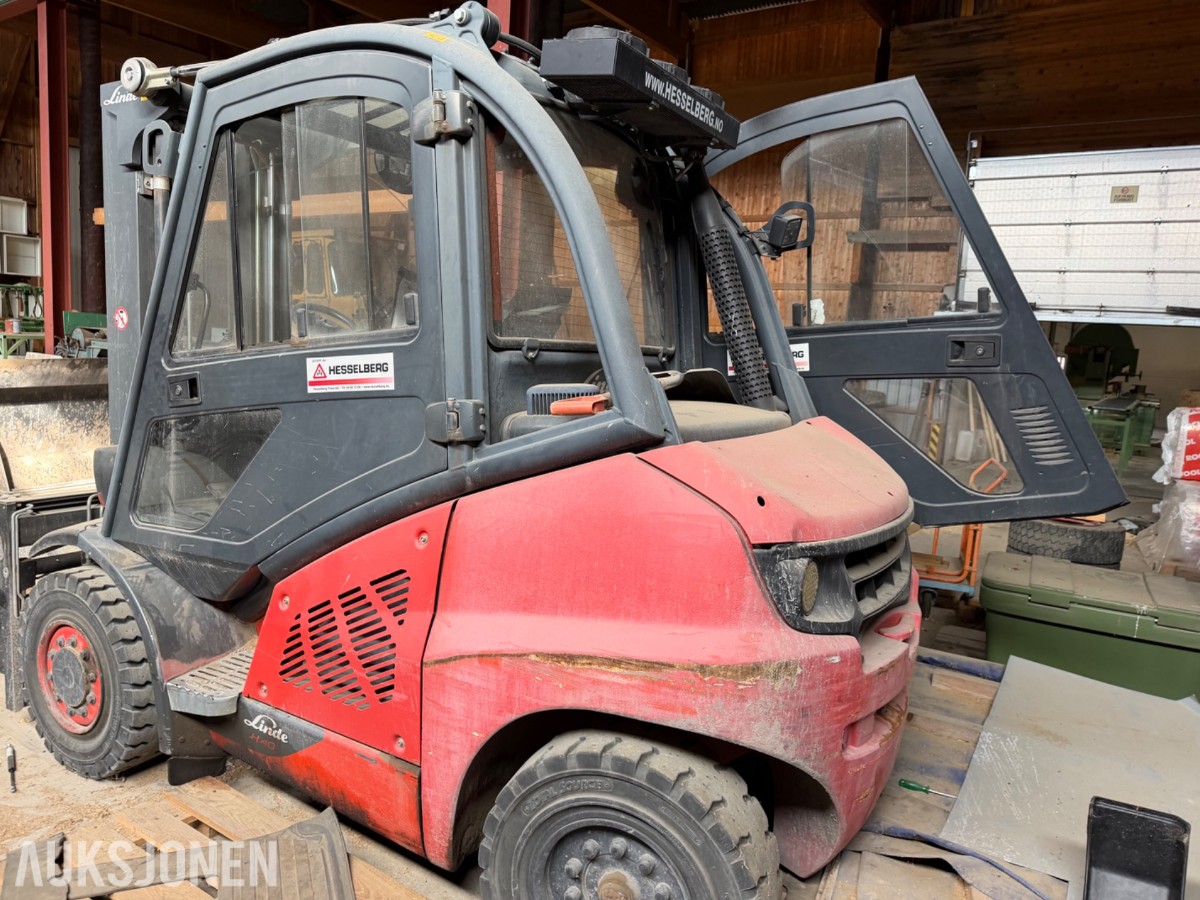 2012 mod. Linde H40D. Motvektstruck. Rep objekt