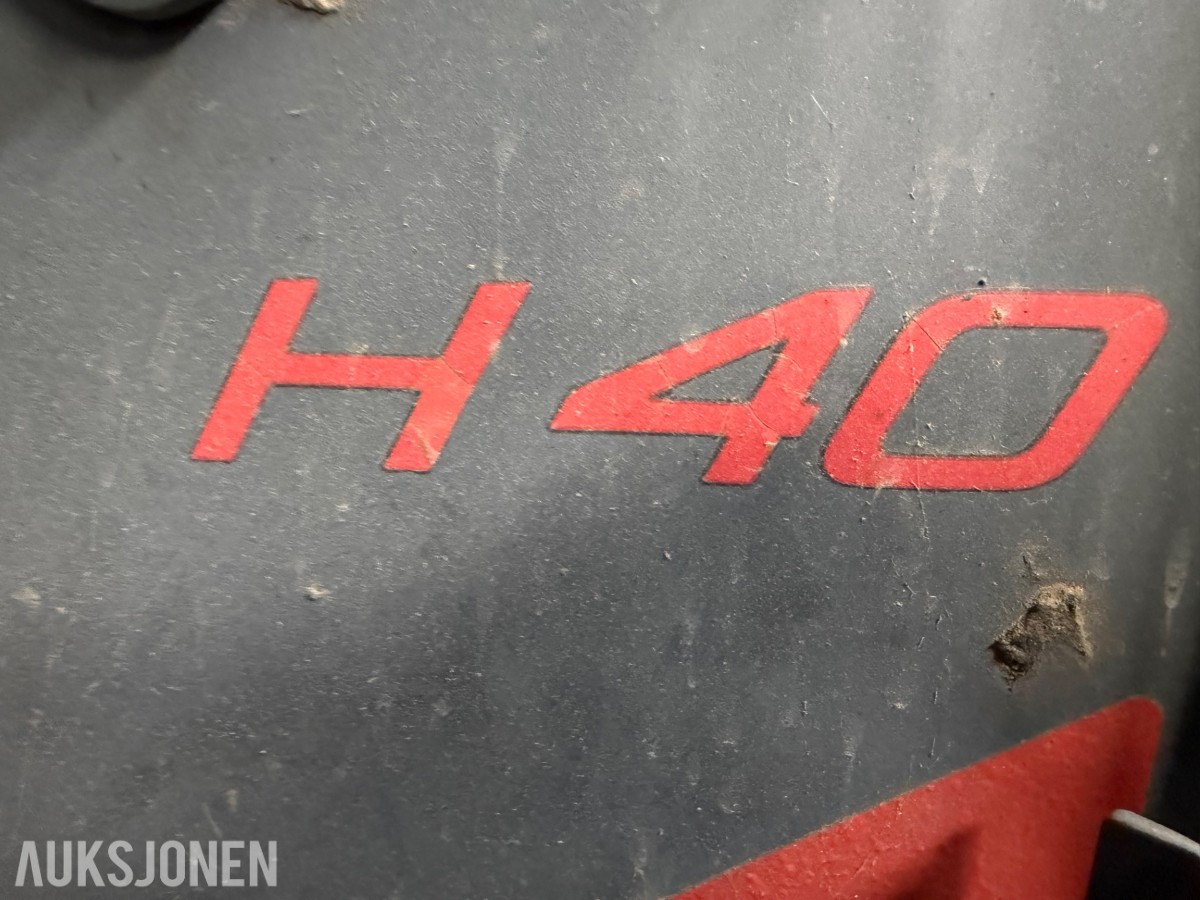 2012 mod. Linde H40D. Motvektstruck. Rep objekt