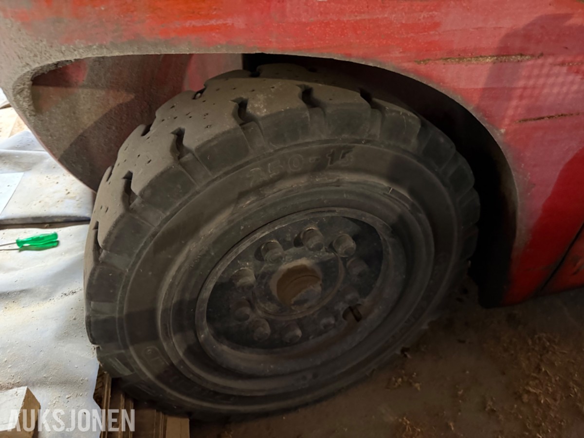 2012 mod. Linde H40D. Motvektstruck. Rep objekt