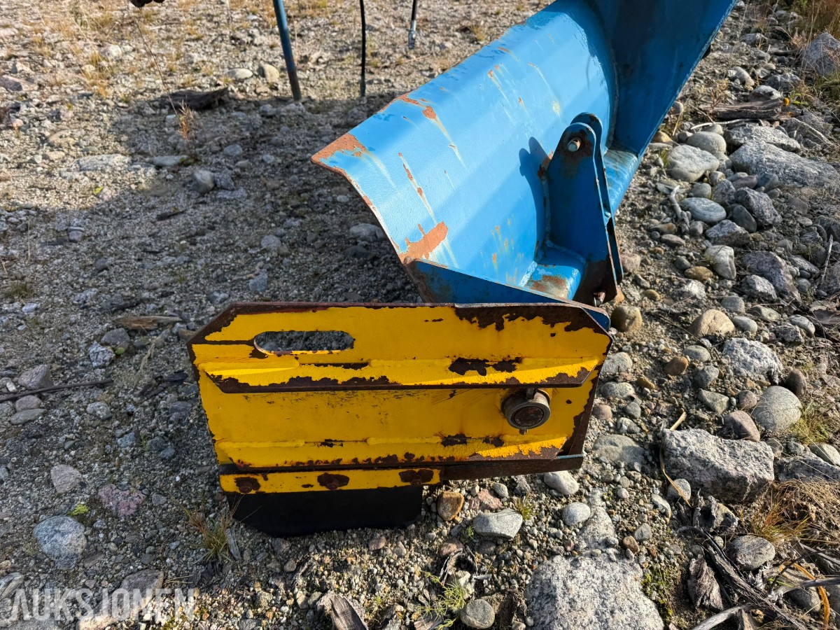 Lilleseth L-300 snøskjær – 300 cm – 2 hydrauliske sylindre – 3-punkt