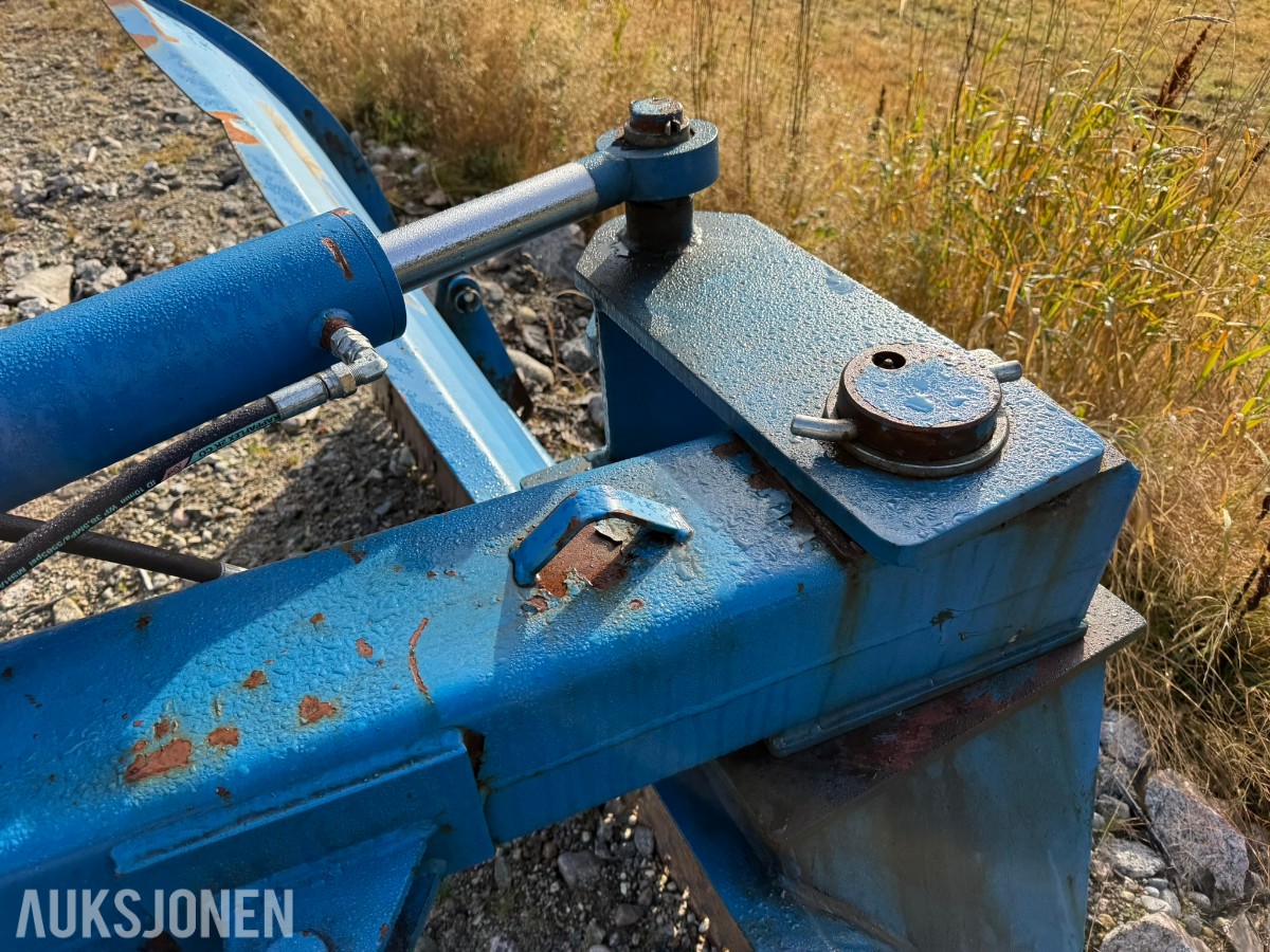 Lilleseth L-300 snøskjær – 300 cm – 2 hydrauliske sylindre – 3-punkt