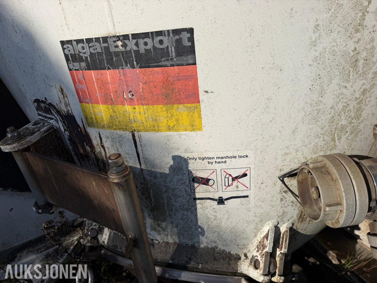 1999 LAG TANKCONTAINER 46 000 L