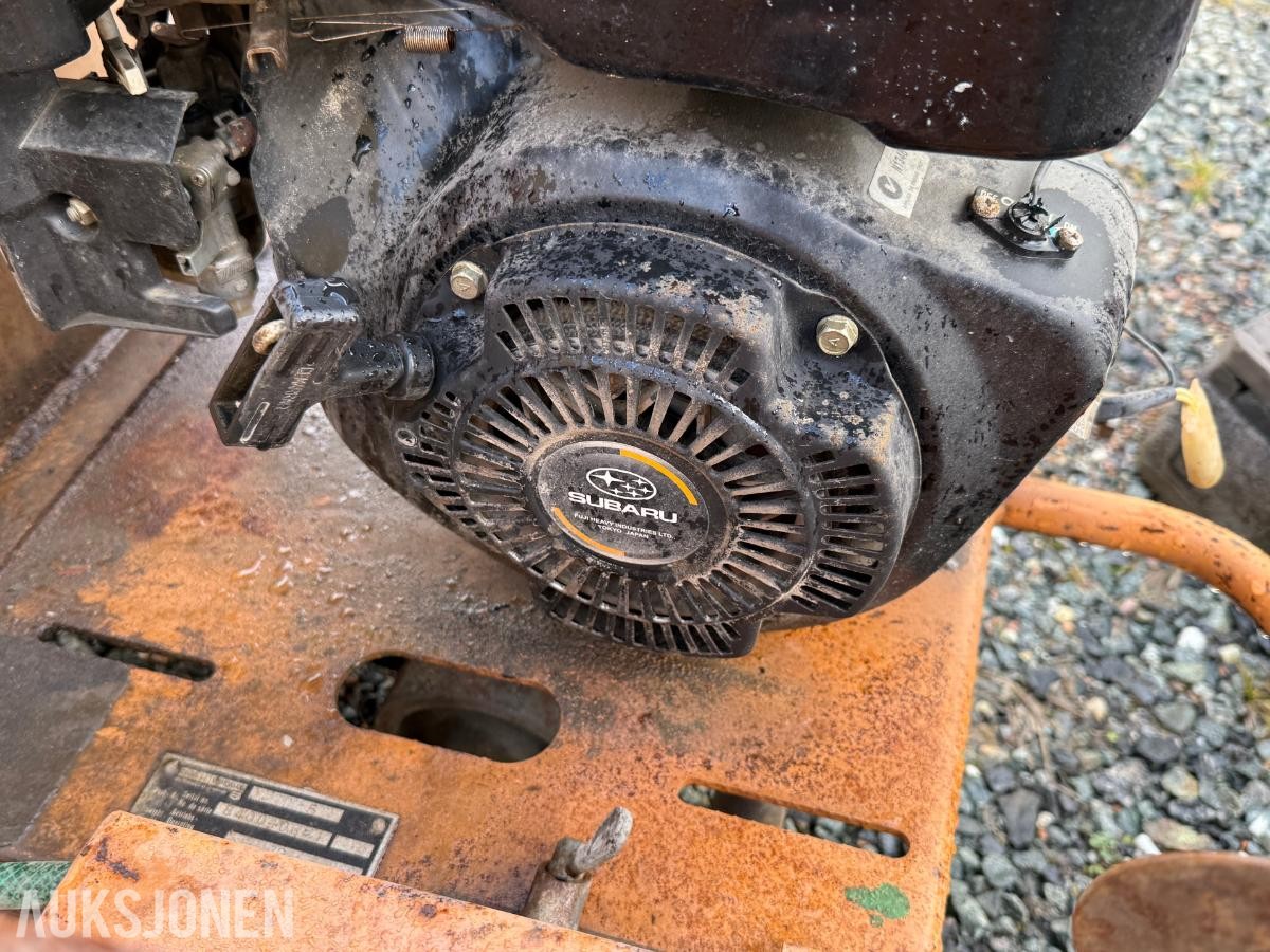 Case vibromax TCC5 Asfaltsag - ny motor