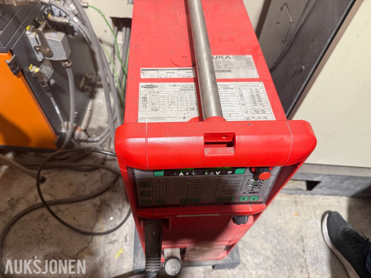 2018 Sveiserobot m/Manipulator Kuka KR 1602