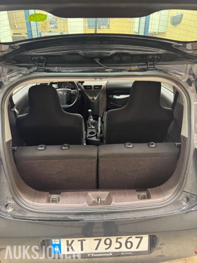2010 TOYOTA IQ 68HK EU-OK 03.28