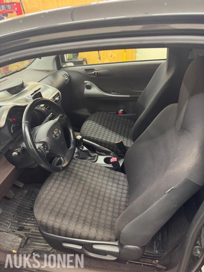 2010 TOYOTA IQ 68HK EU-OK 03.28